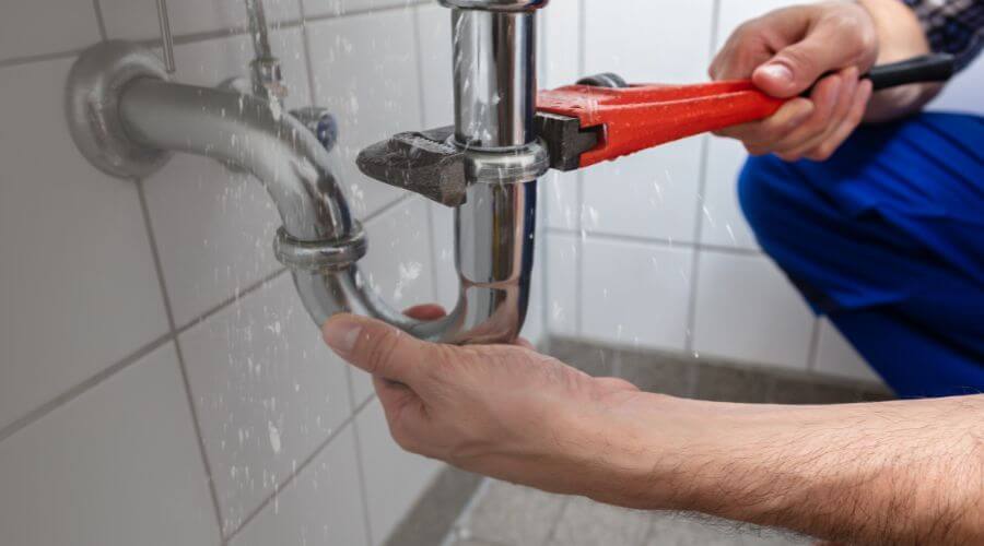 Professional Leak Detection services in Deering, AK